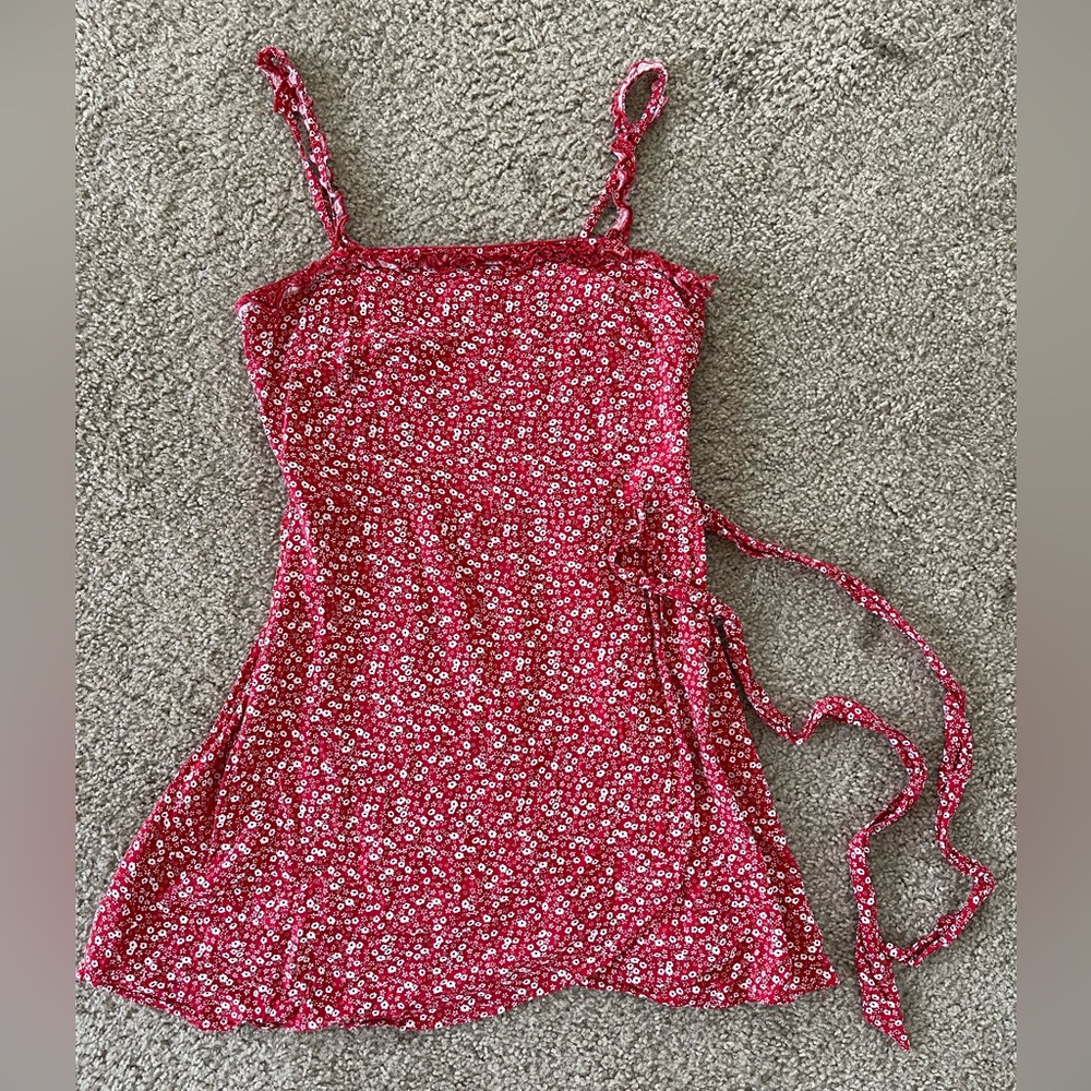 Altar’d State Red White and Blue Flower Dress